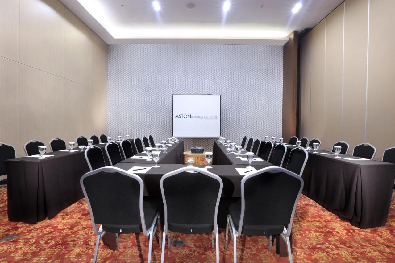 Aston Kartika Grogol Hotel & Conference Center Jakarta Exteriör bild